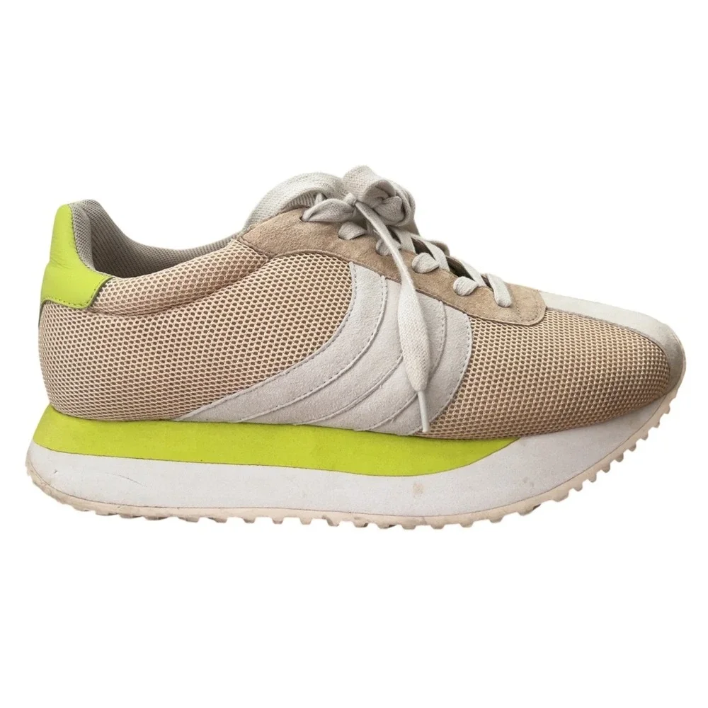 Charlotte‎ Stone Platform Retro Sneaker Tootie in Peche Size 10